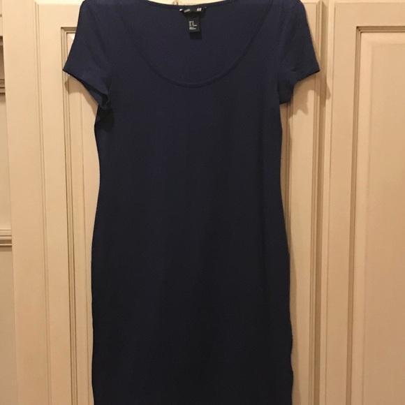H&M Dresses & Skirts - NWOT, washed and line dried H & M Jersey Dress MED